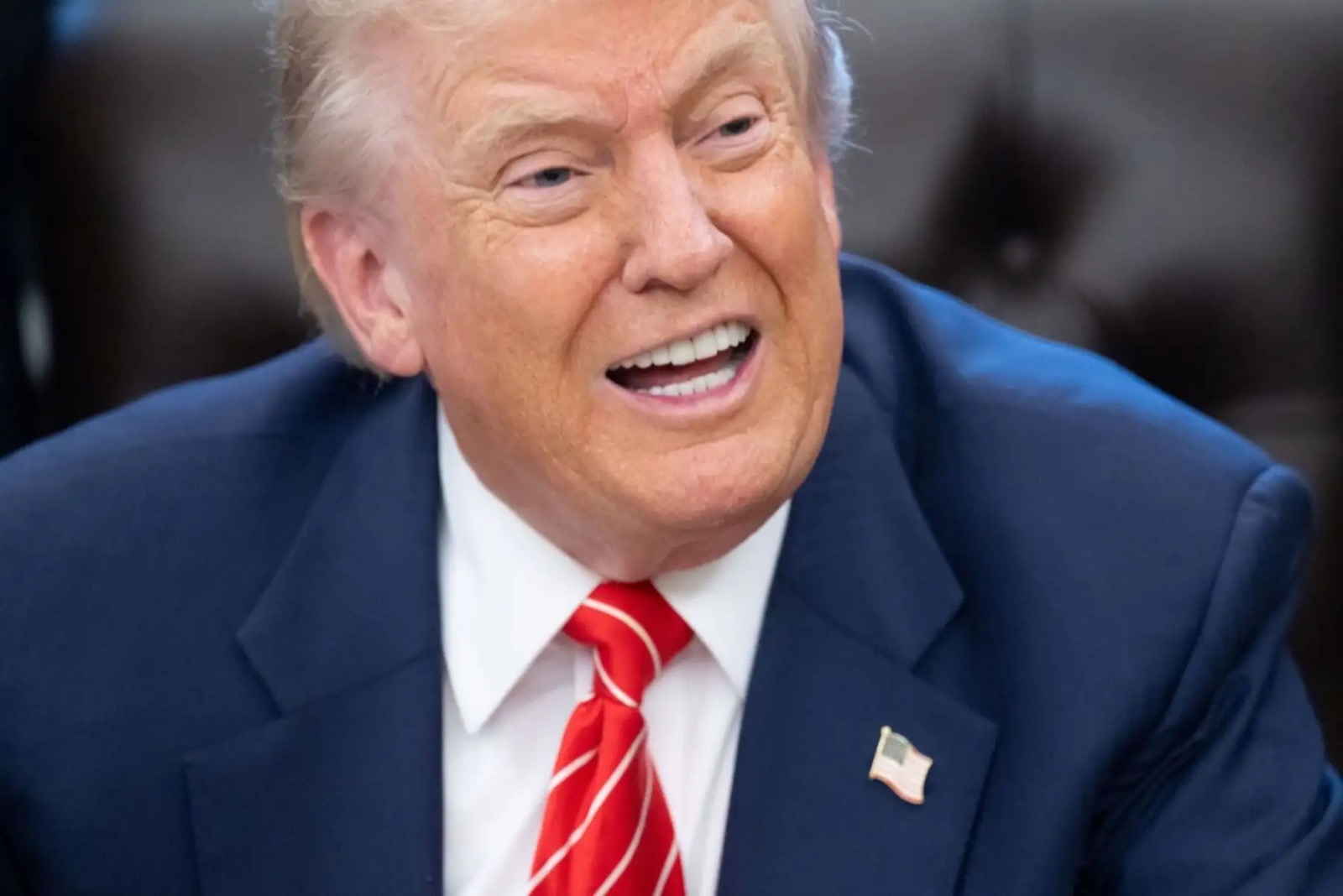 Trump le dice a Irán que llegue a un «acuerdo significativo» o pasarán «cosas malas»