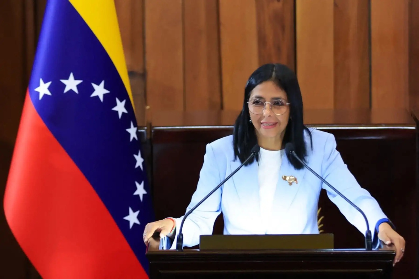Delcy Rodríguez dice que habrá elecciones «libres y justas» en Venezuela pero no da plazos