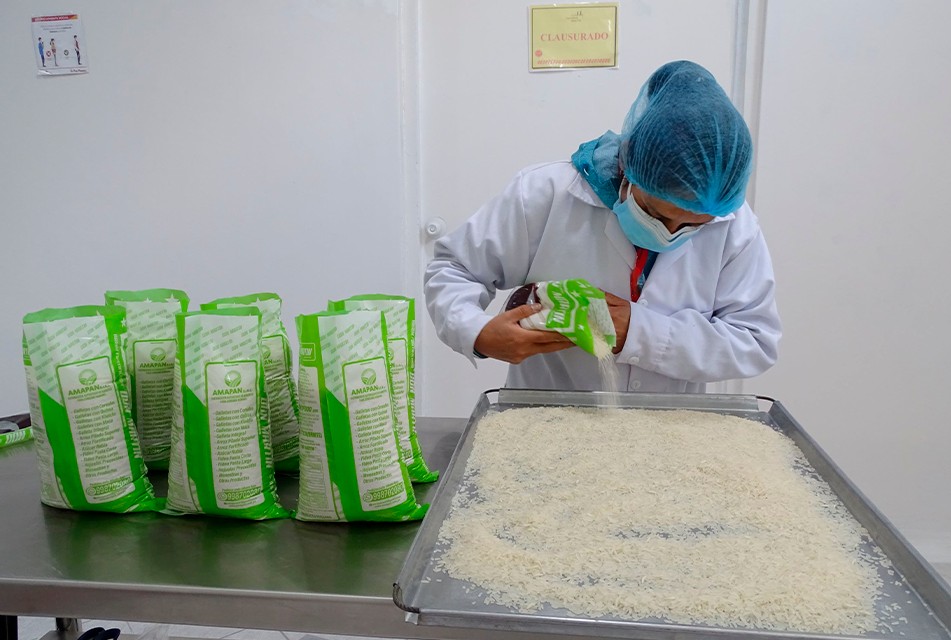 Midis entrega más de 7300 toneladas de arroz fortificado a escolares de todo el país
