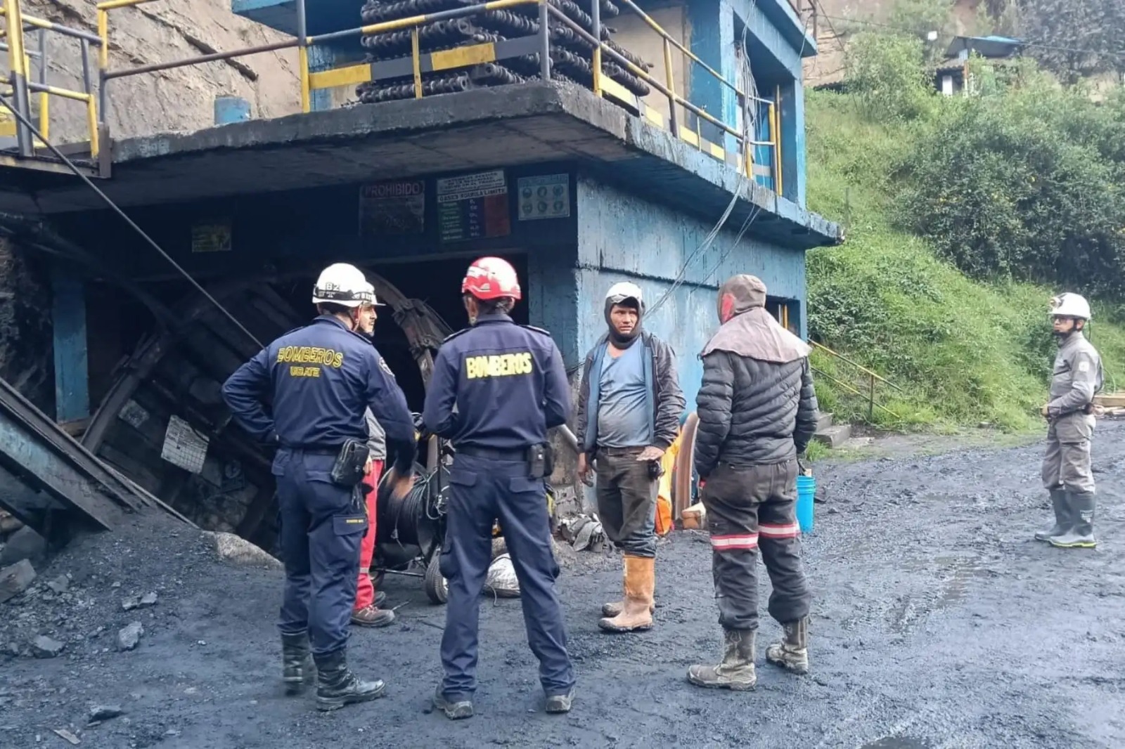 Tragedia en Colombia: nueve mineros mueren por explosión en una mina en Cundinamarca