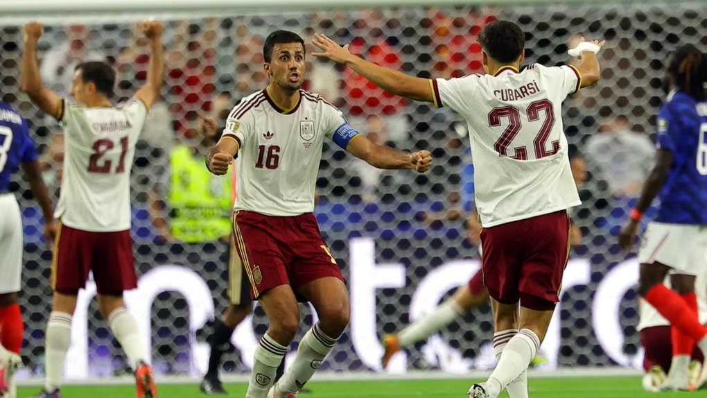 España derrotó 2-0 a Francia y se metió a la gran final del Mundial 2026